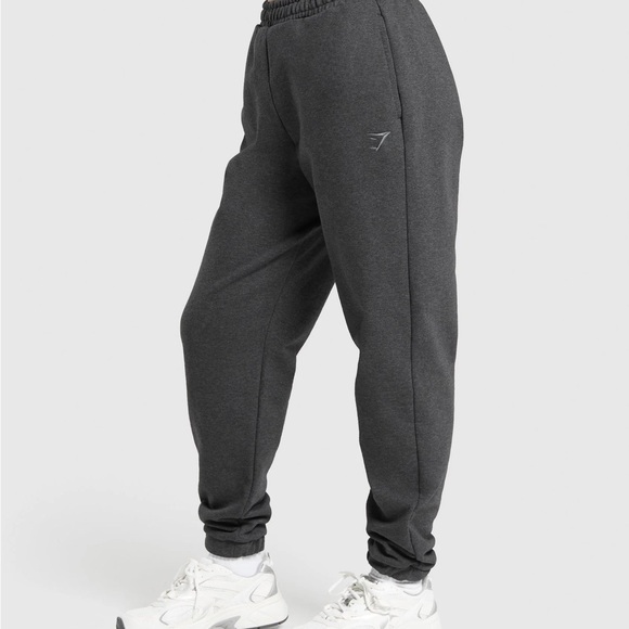 GYMSHARK rest day sweatpants - Picture 1 of 3